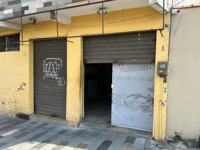 ALUGA-SE LOJA NO CENTRO DE QUEIMADOS