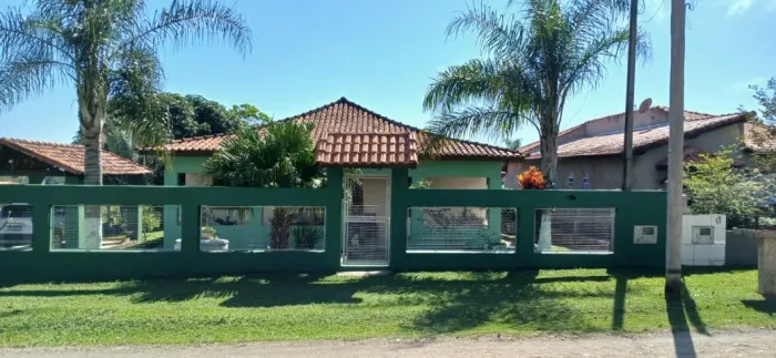 CH296 - Chác. com 1.000,00m² à venda no Ipê II em Porangaba; analisa troca casa Sorocaba.