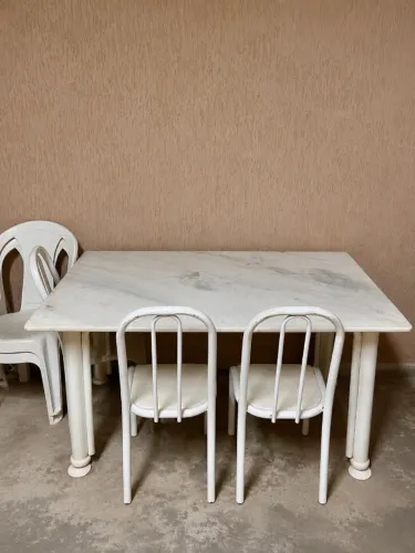 Mesa Mármore