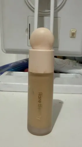 kit de maquiagem, iluminador, base, corretivo