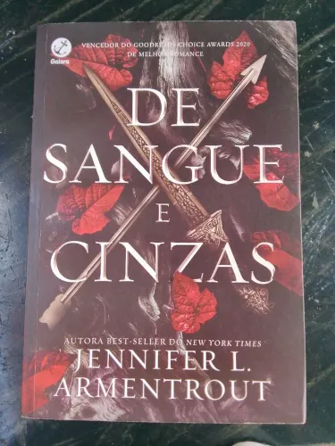 De sangue e cinzas volume 1 - livro dark romance