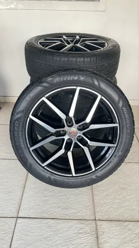 Rodas com pneus aro 20