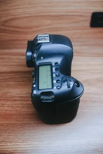 Canon EOS 6D Corpo Full Frame - Apenas 39k Cliques (Estado de Nova!)