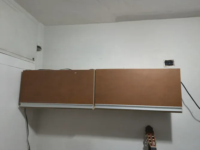 Vende-se armário