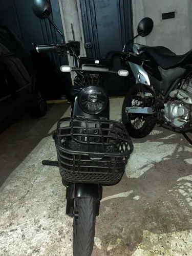 Scooter Eletrica - Panda J10 Preta