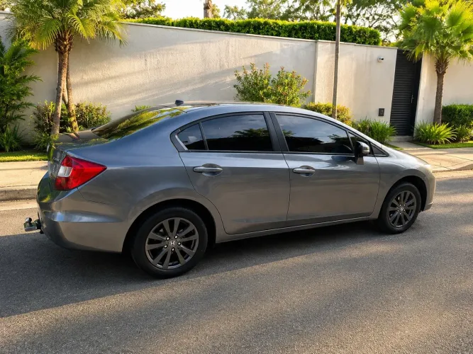 Honda Civic Sedan LXR 2.0 Flexone 16V Aut. 4P 2014