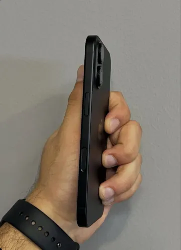 IPHONE 16. APENAS 6 MÊS DE USO!!