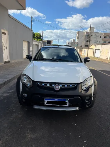 Fiat Palio Weekend Adventure Locker 1.8 Flex 2016