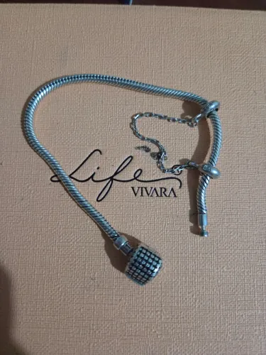 Pulseira vivara fecho cravejado 18 cm pedras pretas