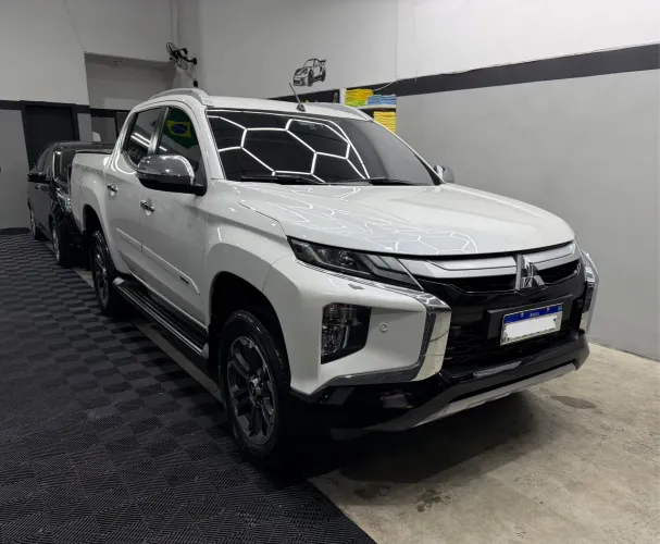 Mitsubishi L200 Triton Sport HPE-S 2.4 CD Dies. AUT 2021