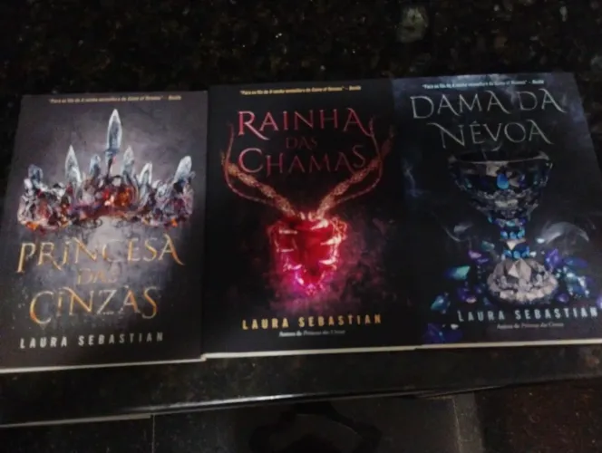 Box trilogia Princesa das Cinzas