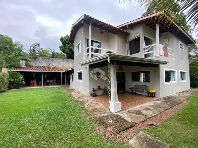Chácara com 05 dormitórios à venda por R$ 990.000,00 - Lago do Imperador - Mairiporã/SP