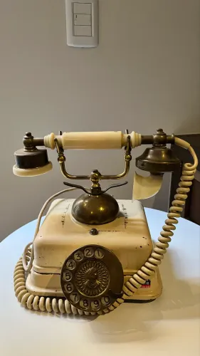 Telefone antigo, para decoração 