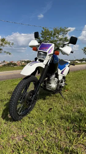 XT 600 E Azul - impecável 