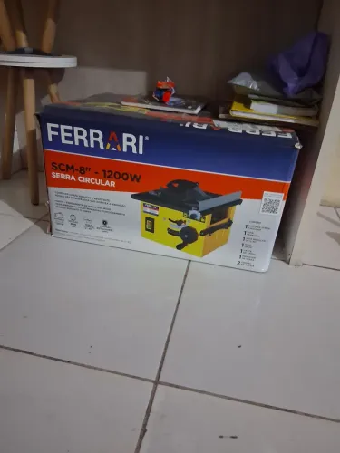 Vendo uma máquina