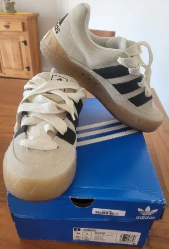 Tênis Adidas Adimatic Off White / Preto - Tam 39