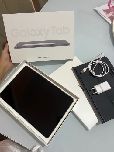 Tablet Samsung Tab S10 FE