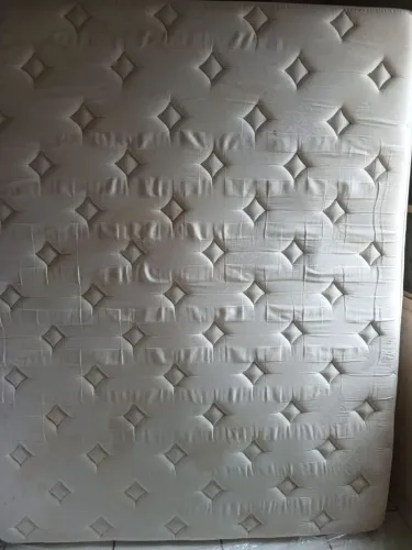 Cama box Queen