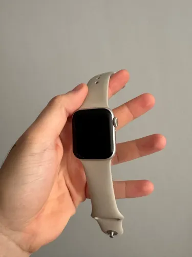Apple Watch SE 2º geração 40mm