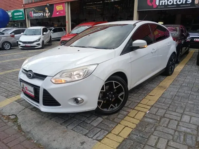 Ford Focus 1.6 S/1.6 SE Flex 16V 5P AUT 2015