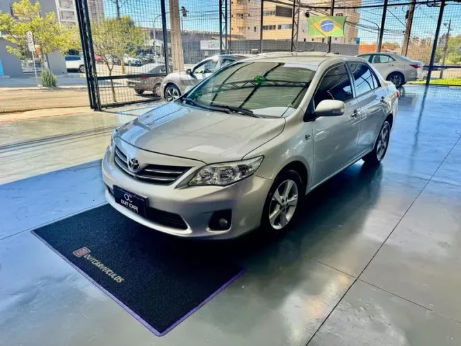 Toyota Corolla 1.8 GLI Upper 16V Flex 4P Automatico 2013