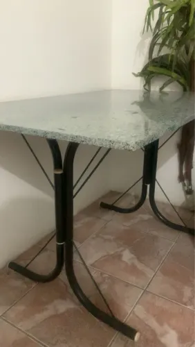 Mesa de jantar ou de cozinha pedra de granito 