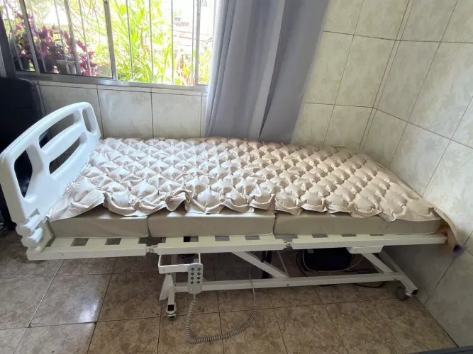 CAMA HOSPITALAR