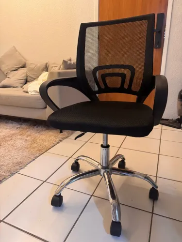 CADEIRA DE ESCRITÓRIO ERGONÔMICA