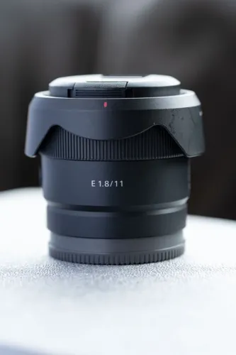 Lente Sony 11mm F/1.8 Usada E-mount Preto