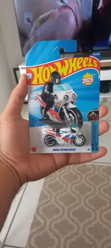Miniatura HONDA RC30 Hot Wheels