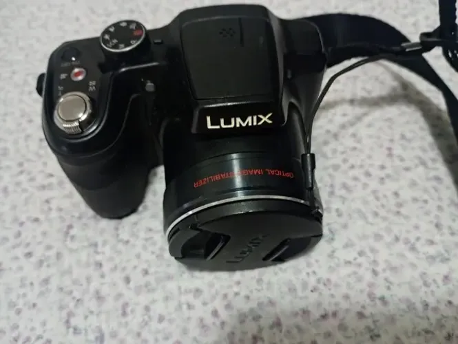 CAMERA LUMIX PANASONIC