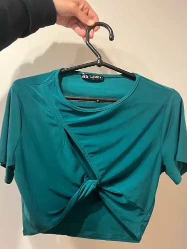 cropped verde ZARA