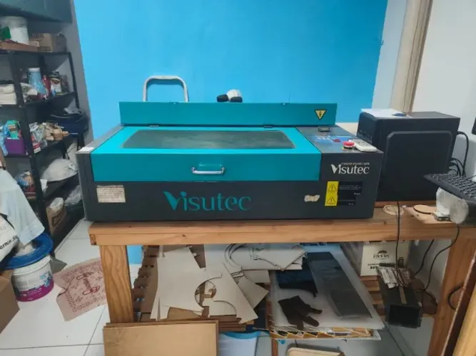 Máquina de Corte a Laser Visutec VS6040 Smart 60W CO2