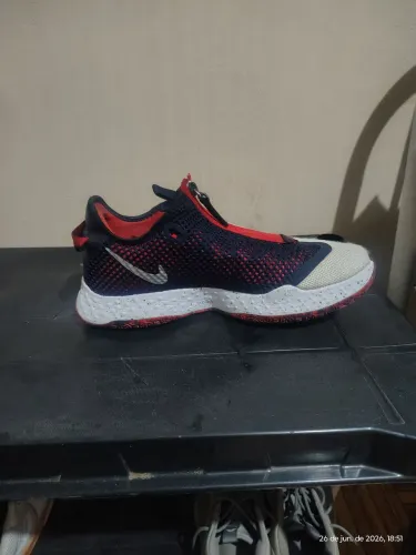Vendo tênis Nike Paul George 4