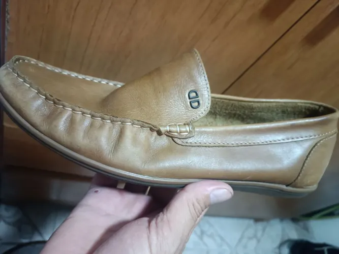 Vendo esse sapatênis democrata original número 41