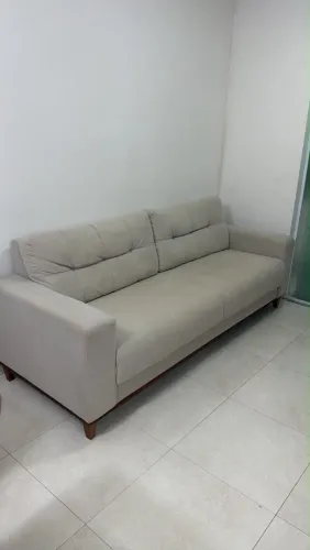 Sofá de linho limpo e hipermeabilizado - impecável