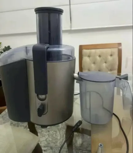 Extrator de sucos/legumes Philco Walita 127v