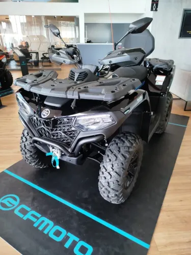 Quadriciclo CFMOTO Cforce 520l