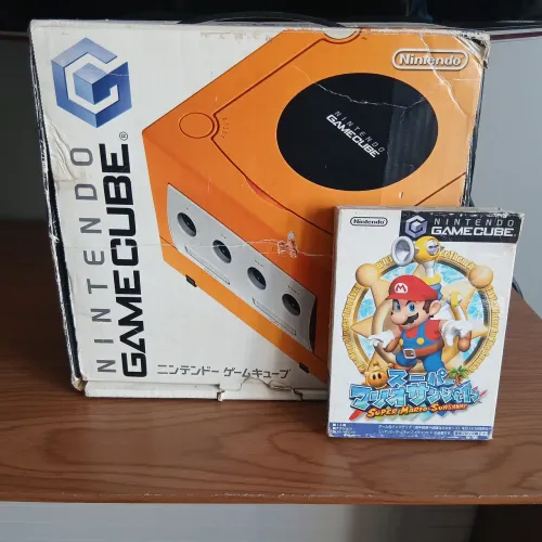 NINTENDO GAMECUBE NA CAIXA COMPLETO COM JOGO SUPER MARIO SUNSHINE