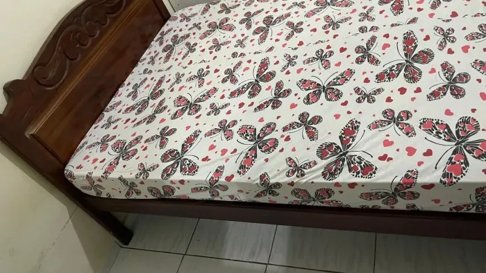 CAMA DE MADEIRA