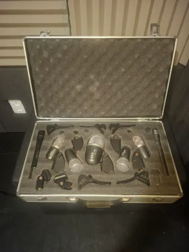 Kit de microfone SKP, para bateria e percussão.