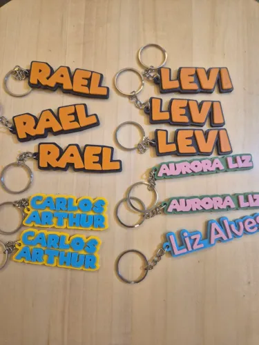 Chaveiros personalizados com nome
