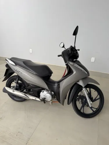 Vendo Biz 125 único dono ano 2024