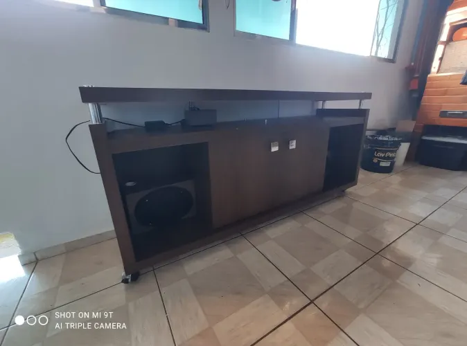 Cômoda sala 
