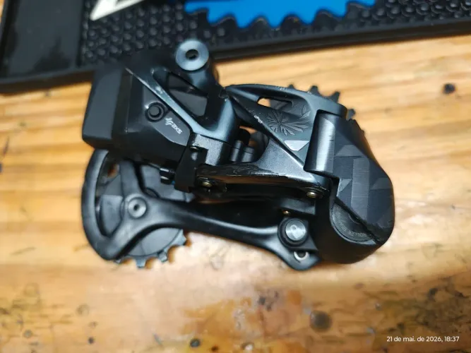 Câmbio Sram XX1 carbon AXS com trocador 