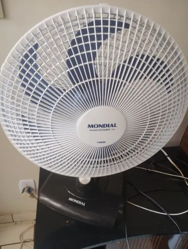 Vende ventilador de mesa grande mundial turbo 
