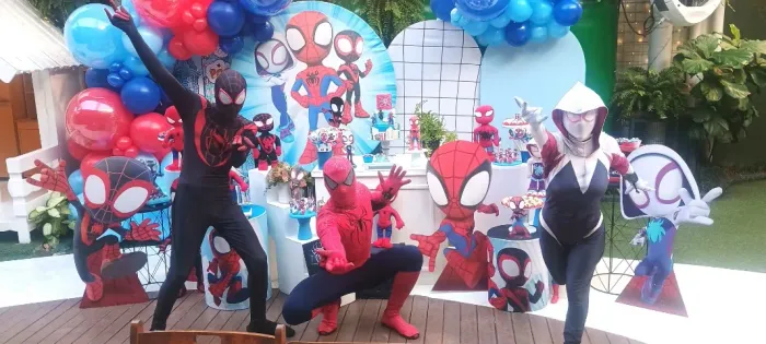 Os Aranhas personagens vivos cosplay festa infantil