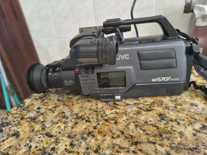 Câmera filmadora JVC FUNCIONANDO PERFEITAMENTE 