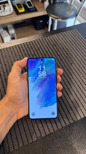 SAMSUNG S21 FE