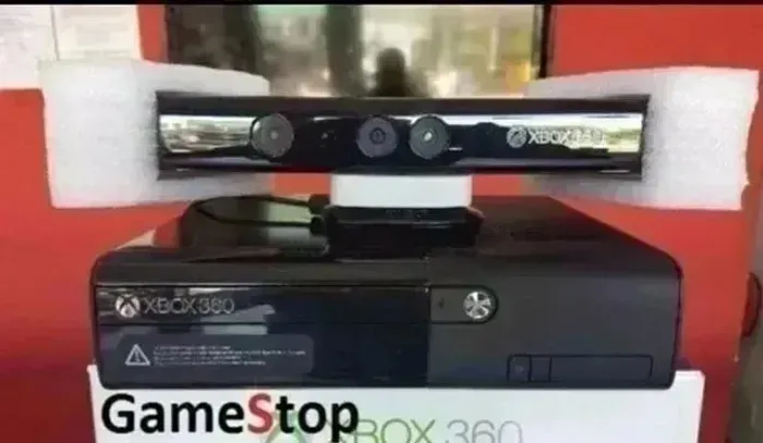Xbox 360 Completo com Kinect/ Destravado com 8000 Jogos Lançamentos(Loja GameStop)